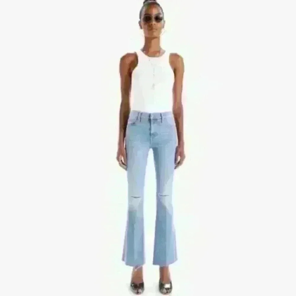 MOTHER The Weekender Fray Blue Flared Jeans in Dreamer - Size 24